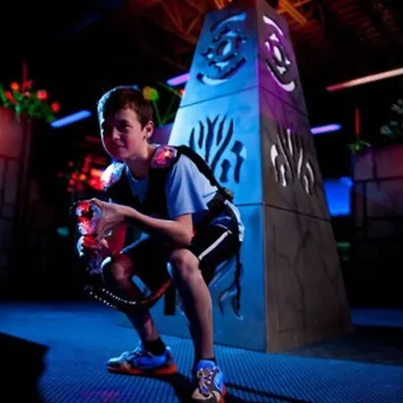 Big Splash Adventure Hotel And Indoor Water Park-3